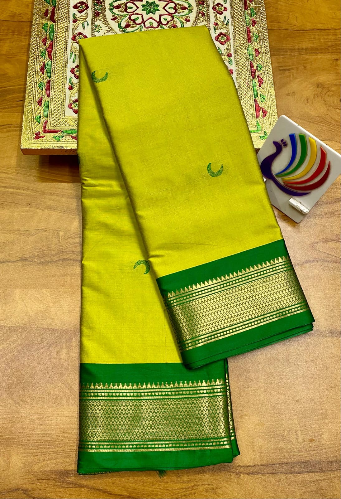 Soft Silk Chandrakor Paithani - lime-green